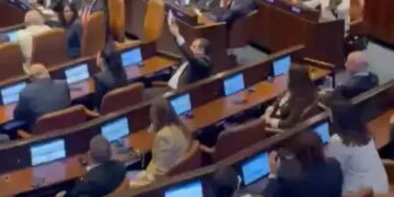 While Trump was giving a speech, two Israeli MPs raised slogans, both were thrown out.