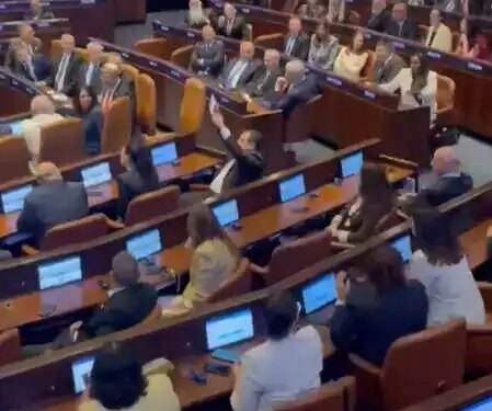 While Trump was giving a speech, two Israeli MPs raised slogans, both were thrown out.