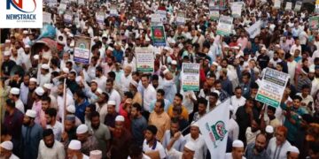 2026 All you need to know is , Lo brother... violence broke out in the election environment! BNP candidate shot in Bangladesh, arson creates stir. News Track in Hindi