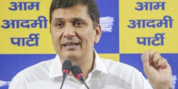 'AAP' cornered the government on the matter of providing electricity connection to booked property.