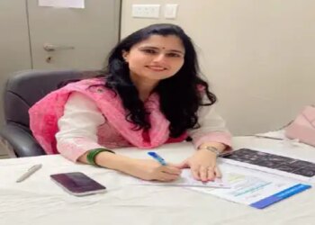 Antibiotic Awareness Week: Know from Dr. Meera Pathak when antibiotics are necessary, taking them without doctor's advice is harmful.