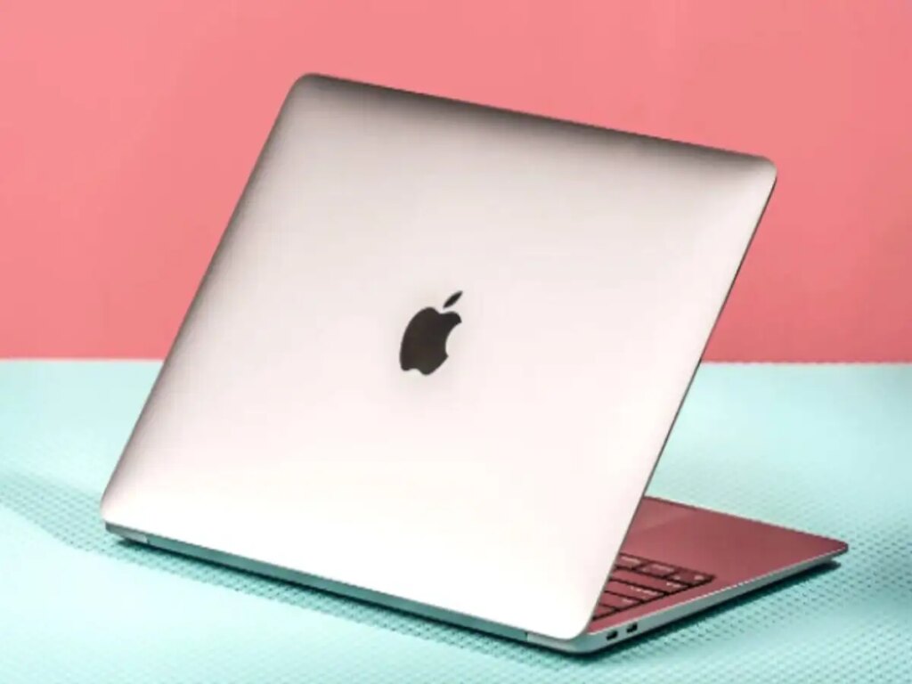 Apple का बड़ा ऐलान: अब तक का सबसे किफायती MacBook जल्द होगा लॉन्च, जानें डिटेल्स​​​​​​​