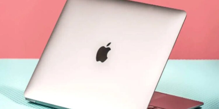Apple का बड़ा ऐलान: अब तक का सबसे किफायती MacBook जल्द होगा लॉन्च, जानें डिटेल्स​​​​​​​