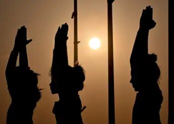 Arogya Rakshak Panchatantra: These five simple habits will make your body healthy and stress will also disappear.