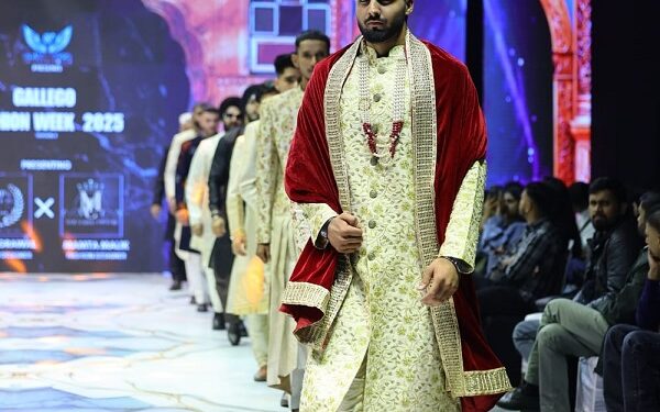 Arpit Dubey shines in Noida Fashion Week 2025, modern shade of Indian culture seen on the ramp