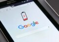 बैटरी ड्रेन करने वाली ऐप्स अब नहीं रहेंगी सुरक्षित!&nbsp;Google ने किया बड़ा बदलाव, जानकर खुश हो जाएंगे यूजर्स&nbsp;