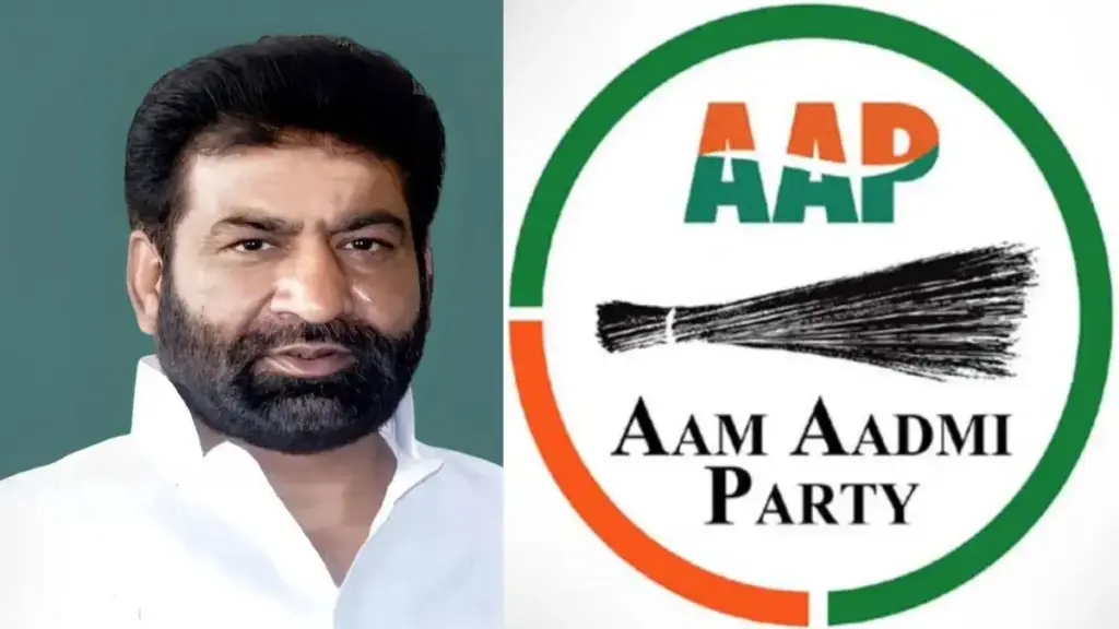Big blow to Aam Aadmi Party in Delhi, former MLA Shoaib Iqbal suddenly resigns