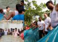 Bihar Election 2025 Rahul Gandhi Fishing | Rahul Gandhi in Begusarai | Rahul Gandhi Congress New avatar of Rahul Gandhi in Bihar Elections! Went into the pond and started catching fish with the fishermen. News Track in Hindi