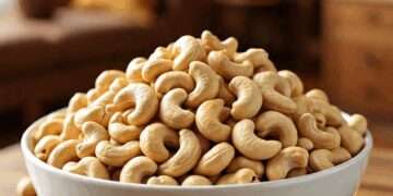 Cashew: Take care of health along with taste, know its miraculous properties