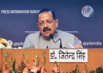 स्वच्छता अभियान में सरकारी कार्यालयों से कबाड़ बेचकर केंद्र ने 4,085 करोड़ रुपए कमाए: डॉ. जितेंद्र सिंह