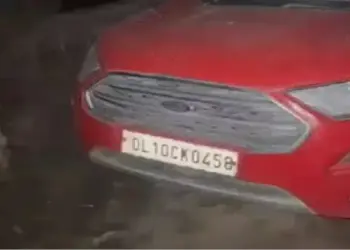 Delhi Blast Case: Police traced the red Eeco Sports car suspected in the Delhi blasts case, found parked near Khandawali village in Haryana.