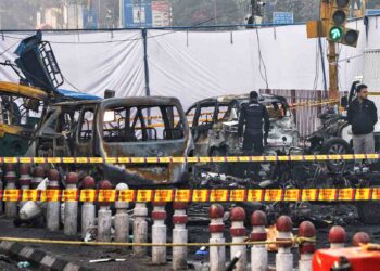 Delhi Blast Connection: Terrorist module linked to the network of doctors and Imam, 7 people arrested so far