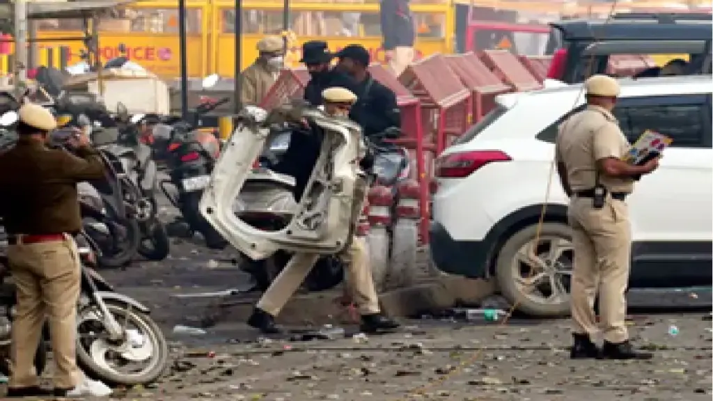 Delhi Red Fort Blast Case: Delhi blast accused Aamir sent on 10-day remand by NIA court, new revelations made in investigation. Delhi blast accused Aamir sent on 10-day remand by NIA court, new revelations made in investigation.