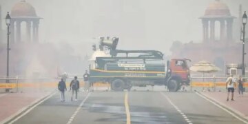 Delhi comes in red zone, AQI crosses 450 in many areas, Bawana-Rohini and Mundka most affected