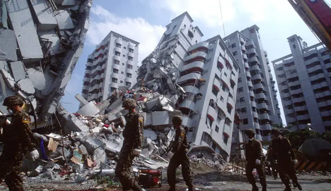 Earthquake with 6.3 intensity, more than 1000 people in hospital. India extended a helping hand