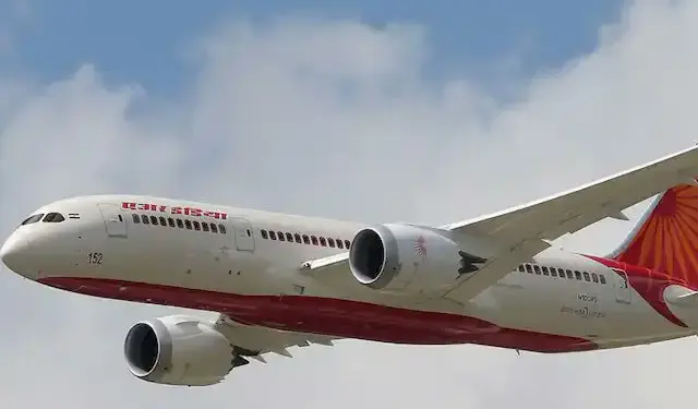 Emergency landing of Air India. Checking started at many airports after alert regarding bomb in flight.