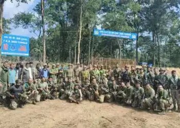 Encounter between security forces and Maoists in Bijapur, 6 dead, search operation continues in the area