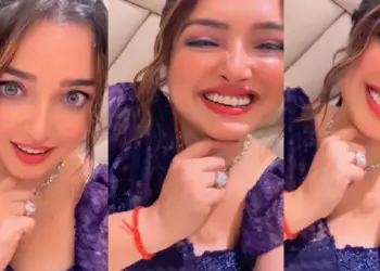 Fans fell in love with Amrapali Dubey's blue dress, the actress dazzled with her scattered locks.