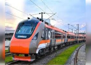 Guide to safe and secure train travel in India