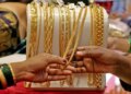 सोने-चांदी के भाव में भारी गिरावट! गोल्ड ₹12000 और सिल्वर ₹20000 तक टूटी &ndash; जानें कब तक रहेगा डाउनट्रेंड का असर