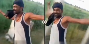 In the process of going viral, the young man got darshan of Yamraj! Collided with a pillar hanging from the train, see viral video