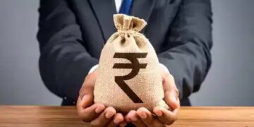 India is at the forefront regarding 'pay fairness sentiment', employees working in companies are more satisfied with their salary.