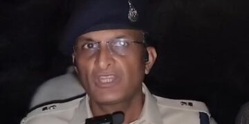 Indore bus accident 2 Dead as Bus Falls into 20-Foot Gorge Bus fell into 20 feet deep ditch in Indore! The area echoed with screams, 2 died, CM announced to give Rs 2 lakh. News Track in Hindi
