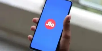 1 दिसंबर से&nbsp;Jio-Airtel-Vi यूज़र्स को लगने वाला है बड़ा झटका! महंगे हो जाएंगे सभी रिचार्ज प्लान, जाने कितनी बढ़ेंगी कीमतें&nbsp;