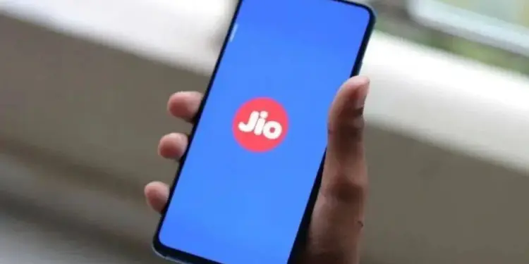 1 दिसंबर से&nbsp;Jio-Airtel-Vi यूज़र्स को लगने वाला है बड़ा झटका! महंगे हो जाएंगे सभी रिचार्ज प्लान, जाने कितनी बढ़ेंगी कीमतें&nbsp;