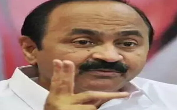 Kerala: Congress demands investigation from Election Commission into the matter of removal of party candidate's name from the voter list.