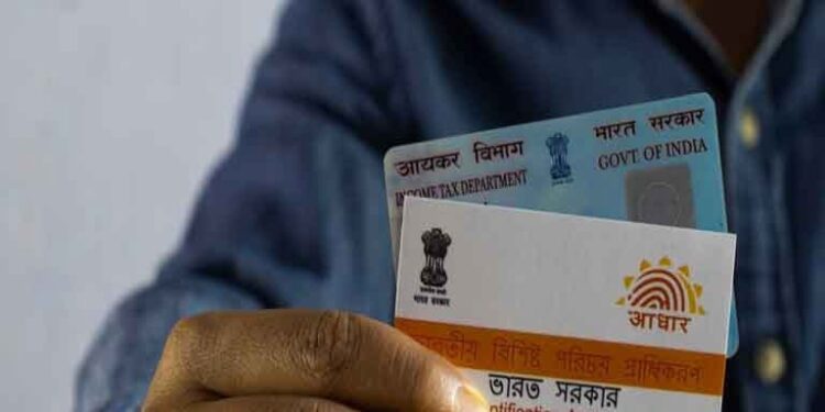 Linking PAN-Aadhaar is mandatory, government fixed the last date