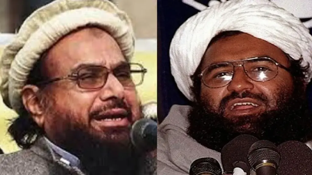 Masood-Hafiz Hand In Delhi Blast!: Masood Azhar and Hafiz Saeed's hand in Delhi blast!, Video of Pakistani journalist's 5 months old claim goes viral, After Delhi car blast video of Pakistani journalist Javid Chaudhary becomes viral naming Masood Azhar and Hafiz Saeed.