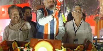'Modi worships those whom no one asks', PM said during road show in Patna, Nitish remained missing