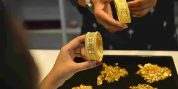 Movement in gold and silver prices again today! Rates released for 17th November, know how much the prices changed in your city