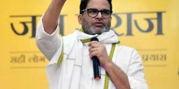 Munger Election Shock for Prashant Kishor. Jan Suraaj Candidate Sanjay Singh Joins BJP Before Voting | Big shock to Prashant Kishor just before voting! Sanjay Singh joins hands with BJP, now there will be a big contest. News Track in Hindi