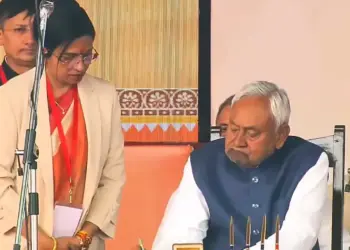 Nitish's magic works again in Bihar! Made a record by taking oath as CM for the 10th time, see the complete list of other 26 ministers here