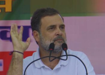'Prime Minister Modi is being controlled by Ambani and Adani': Rahul Gandhi at Begusarai rally