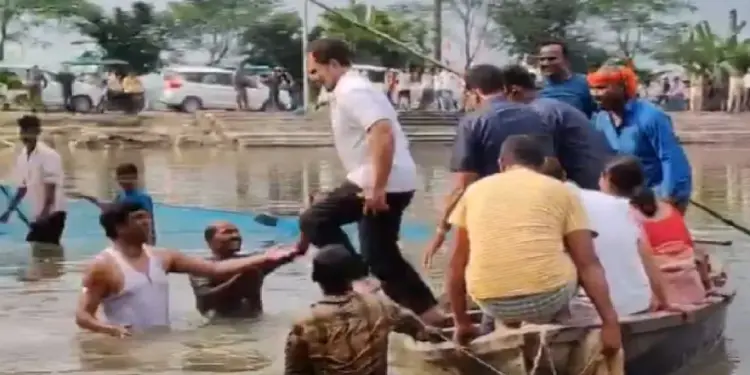 Rahul Gandhi Jumps In Pond: ...And this is why Rahul Gandhi jumped into the pond!, Watch Video, See video of how congress leader Rahul Gandhi jumps in pond for fishing in begusarai bihar