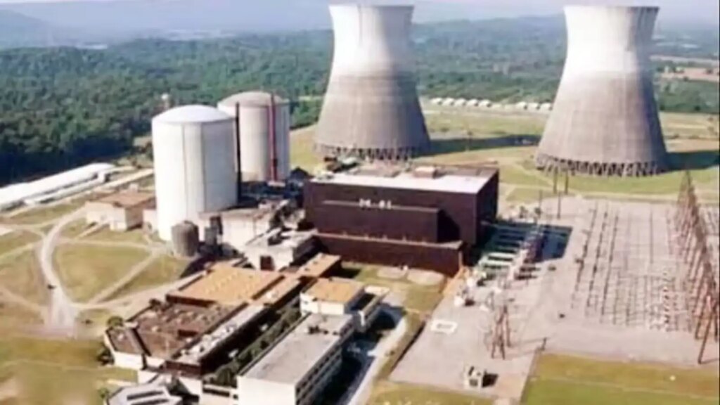 Rajasthan's second nuclear power center is being built in Banswara, 700 MW indigenous reactor will provide 200 lakh units of electricity annually.