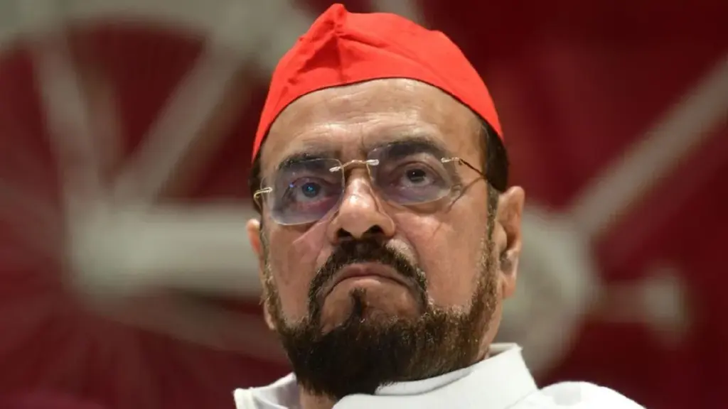 SP Leader Abu Azmi Lashes Out At Congress: Only knows how to take, not give, SP leader Abu Azmi angry at Congress, announces to contest Maharashtra civic polls alone, SP leader Abu Azmi lashes out at Congress, announces to contest Maharashtra civic polls alone