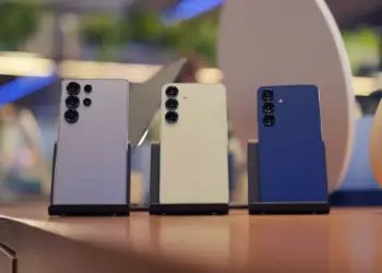 Samsung की अगली फ्लैगशिप सीरीज़ का खुलासा! Galaxy S26 Ultra में आएंगे ये धांसू फीचर्स, iPhone को मिलेगी कांटे की टक्कर