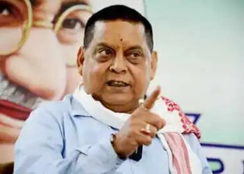 'Tejashwi Yadav is giving mental pain to his father', JDU spokesperson Neeraj Kumar said on Rohini Acharya's allegations.
