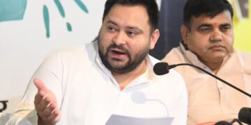 Tejashwi Yadav took a dig at NDA's manifesto, said- 'An apology letter should be brought instead'
