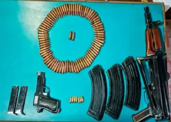 Terrorist Gang Busted: A female doctor who was helping terrorists was also arrested, Dr. Shaheen is a resident of Lucknow, a total of 8 people have been arrested so far, Female doctor who was helping terrorists also arrested. Dr. Shaheen is a resident of Lucknow. A total of 8 people have been arrested so far.