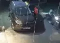 The thieves of Gurugram are also amazing, the couple opened the lock and stole the scooter parked on the road in filmy style.