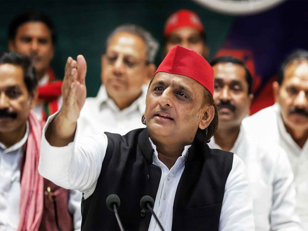'These games will not be allowed to happen in UP', Akhilesh angry over the defeat of Grand Alliance in Bihar, holds SIR responsible