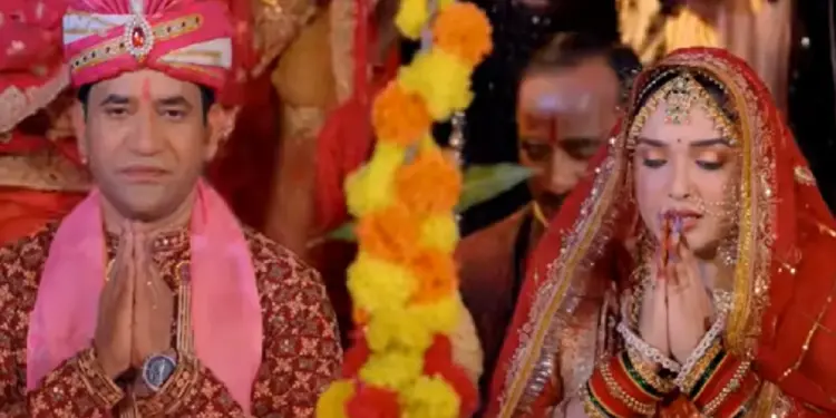 This farewell special song of Amrapali Dubey will make you emotional in the wedding season, taking seven rounds with Nirahua