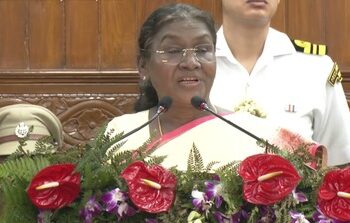Uttarakhand 25th foundation day President Murmu Praises Dhami Govtâ€™s Progress | The face of Uttarakhand changed in 25 years! President Draupadi Murmu said a big thing in the assembly, praised Dhami government. News Track in Hindi