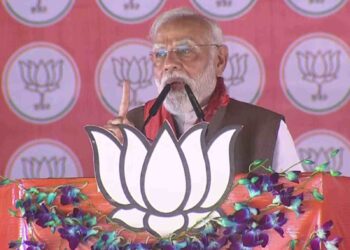 'We converted jungle raj into good governance', PM Modi targets opposition grand alliance