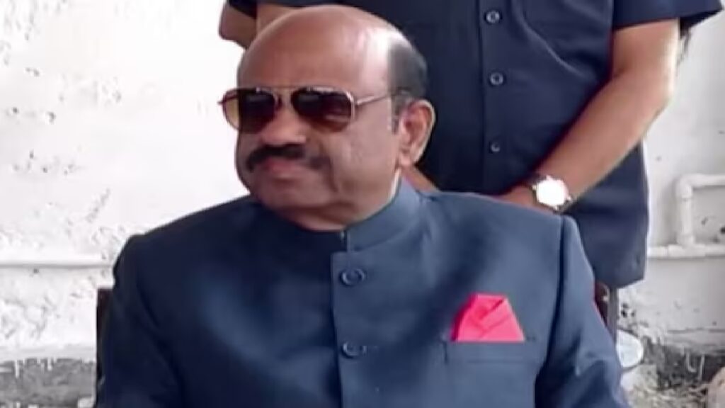 West Bengal Governor Warns TMC MP: West Bengal Governor CV Anand Bose warned Mamata Banerjee's MP Kalyan Banerjee of serious consequences for not apologizing, this allegation was made at Raj Bhawan, West Bengal Governor cv ananda bose Warns mamata Banerjee s TMC MP kalyan Banerjee over his allegation of arms distribution from raj bhawan.